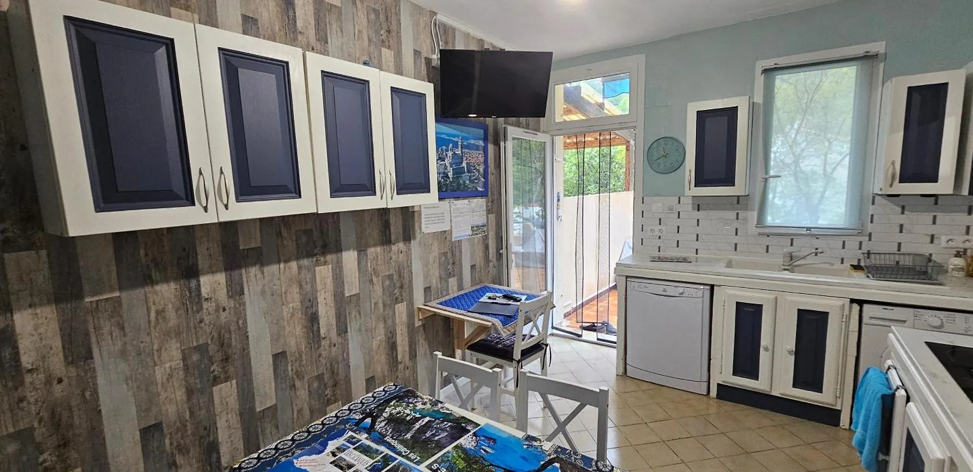 Au Bleurivage Apartment Ensues-la-Redonne